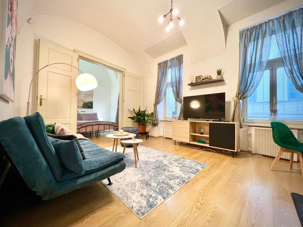 Elegant Apartment In โกชิเซ ภายนอก รูปภาพ